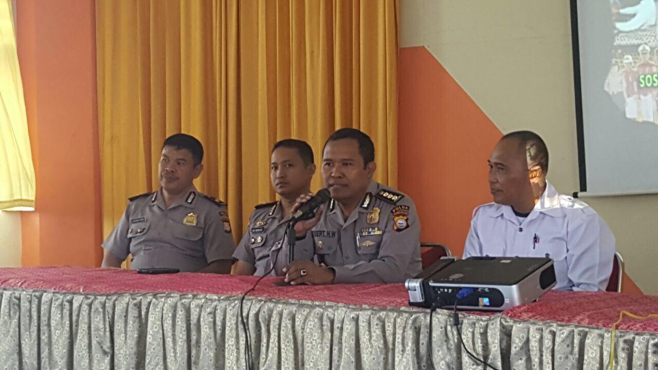 Sosialisasi Penerimaan Terpadu Anggota Polri T.A. 2017 di SMAN 2 Makassar